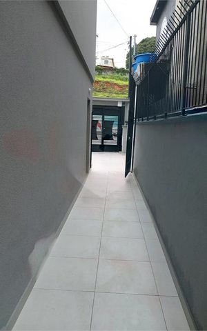 Casa à venda com 95m², 2 quartos e 2 vagas