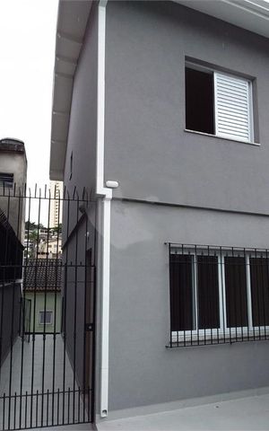 Casa à venda com 95m², 2 quartos e 2 vagas