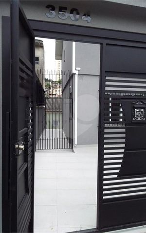 Casa à venda com 95m², 2 quartos e 2 vagas