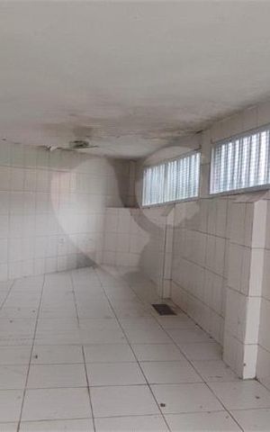 Casa à venda com 261m², 3 quartos e 2 vagas