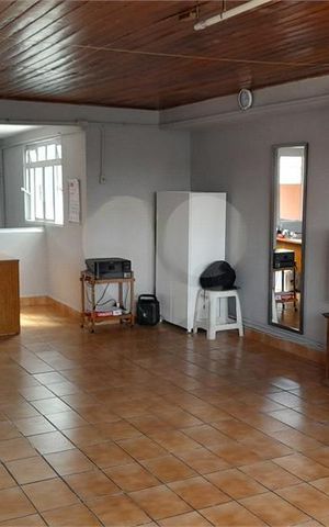 Casa à venda com 392m², 3 quartos e 4 vagas