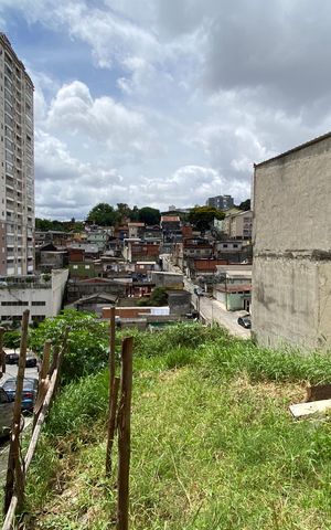 Casa à venda com 200m², 3 quartos e 2 vagasÁrea externa