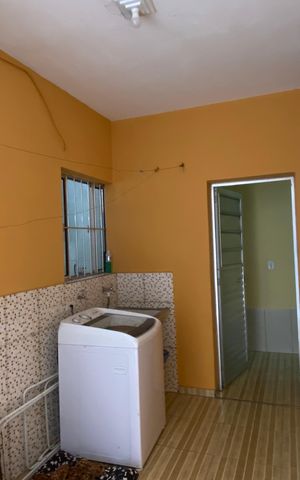 Casa à venda com 200m², 3 quartos e 2 vagasÁrea de Serviço