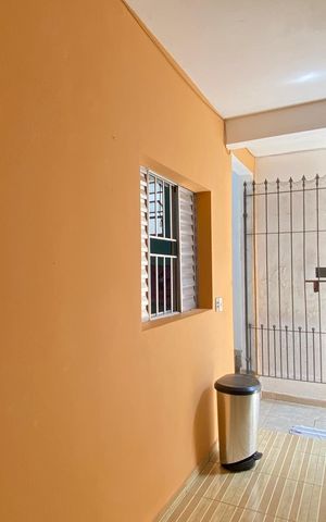 Casa à venda com 200m², 3 quartos e 2 vagasÁrea de Serviço