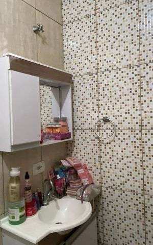 Casa à venda com 200m², 3 quartos e 2 vagasBanheiro da Suíte