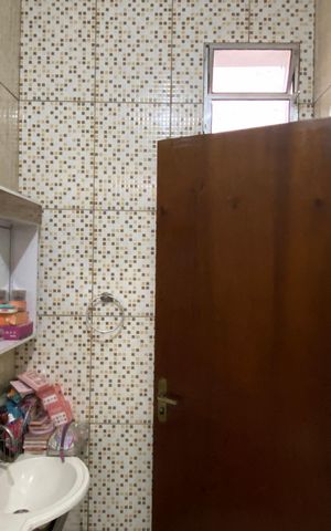 Casa à venda com 200m², 3 quartos e 2 vagasBanheiro da Suíte