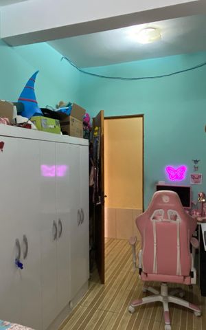 Casa à venda com 200m², 3 quartos e 2 vagasSuíte