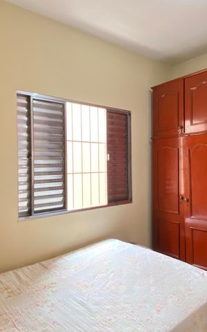 Casa à venda com 200m², 3 quartos e 2 vagasQuarto 1