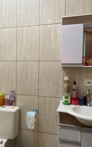 Casa à venda com 200m², 3 quartos e 2 vagasBanheiro da Suíte