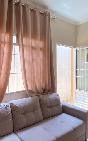 Casa à venda com 200m², 3 quartos e 2 vagasSala