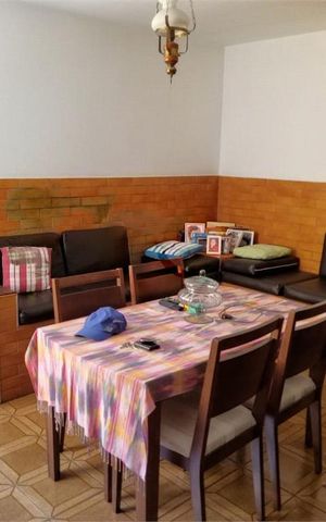Casa à venda com 298m², 5 quartos e 6 vagas