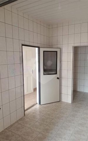 Casa à venda com 298m², 5 quartos e 6 vagas
