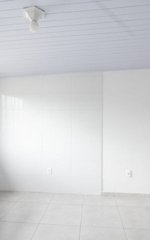 Casa para alugar com 32m², 1 quarto e sem vaga Casa para alugar com 32m², 1 quarto e sem vagaSala e cozinha