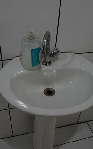 Casa à venda com 260m², 5 quartos e 5 vagasBanheiro 1