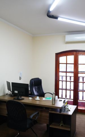 Casa à venda com 260m², 5 quartos e 5 vagasSala 10