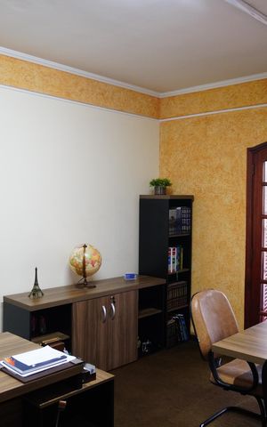 Casa à venda com 260m², 5 quartos e 5 vagasSala 9