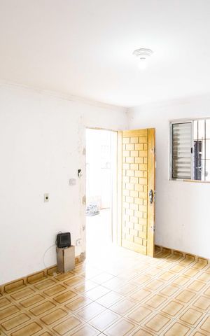 Casa à venda com 192m², 2 quartos e 1 vagaSala