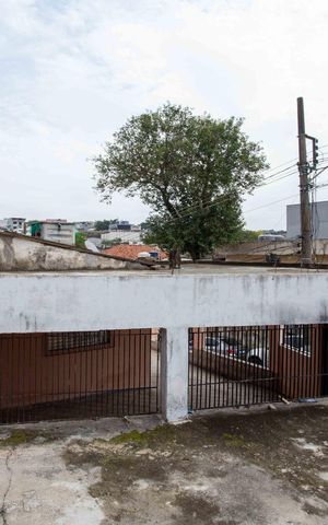 Casa à venda com 192m², 2 quartos e 1 vagaGaragem