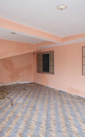 Casa à venda com 192m², 2 quartos e 1 vagaGaragem