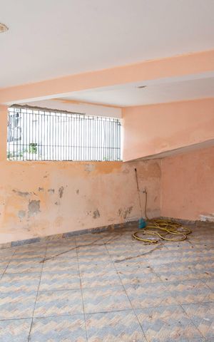 Casa à venda com 192m², 2 quartos e 1 vagaGaragem