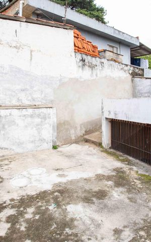 Casa à venda com 192m², 2 quartos e 1 vagaGaragem