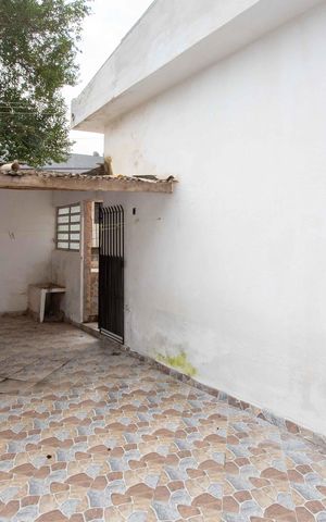 Casa à venda com 192m², 2 quartos e 1 vagaÁrea de Serviço