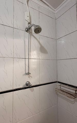 Casa para alugar com 80m², 2 quartos e 1 vaga Casa para alugar com 80m², 2 quartos e 1 vagaBanheiro/ lavanderia