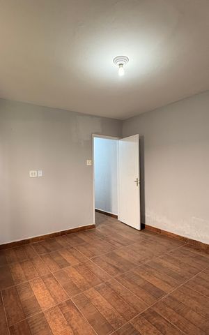 Casa para alugar com 80m², 2 quartos e 1 vaga Casa para alugar com 80m², 2 quartos e 1 vagaQuarto 1