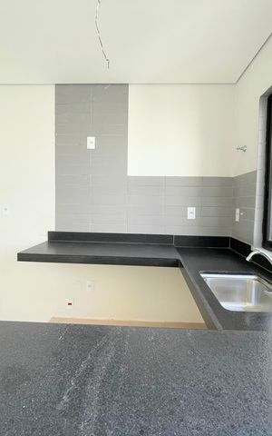 Casa à venda com 102m², 3 quartos e 2 vagas Casa à venda com 102m², 3 quartos e 2 vagasCozinha