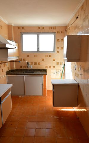 Apartamento para alugar com 90m², 2 quartos e 2 vagasCozinha