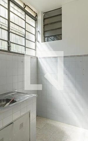 Casa à venda com 213m², 5 quartos e 2 vagas Casa à venda com 213m², 5 quartos e 2 vagasCozinha casa 2