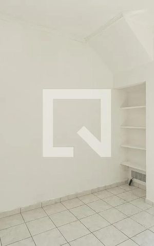 Casa à venda com 213m², 5 quartos e 2 vagas Casa à venda com 213m², 5 quartos e 2 vagasSala casa 3