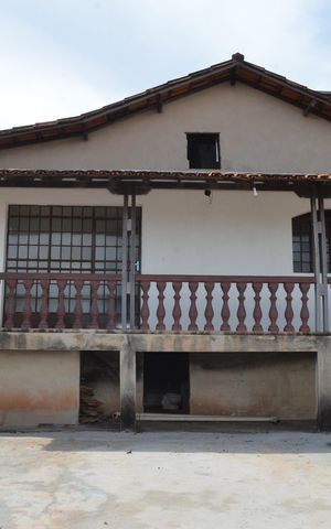 Casa para alugar com 178m², 3 quartos e 3 vagasFachada