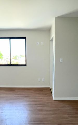 Casa à venda com 120m², 3 quartos e 2 vagas Casa à venda com 120m², 3 quartos e 2 vagasQuarto