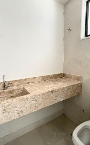 Casa à venda com 120m², 3 quartos e 2 vagas Casa à venda com 120m², 3 quartos e 2 vagasBanheiro