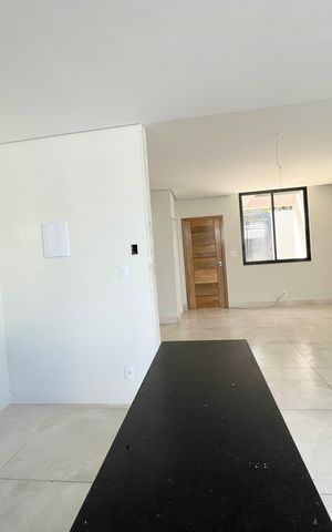 Casa à venda com 120m², 3 quartos e 2 vagas Casa à venda com 120m², 3 quartos e 2 vagasCozinha