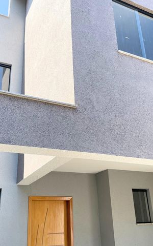 Casa à venda com 120m², 3 quartos e 2 vagas Casa à venda com 120m², 3 quartos e 2 vagasÁrea externa