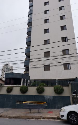 Apartamento à venda com 145m², 3 quartos e 3 vagasFachada