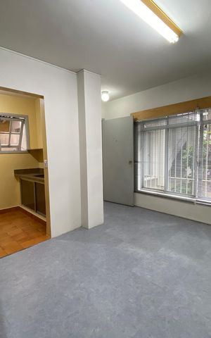 Casa para alugar com 30m², 1 quarto e sem vaga Casa para alugar com 30m², 1 quarto e sem vagaKitnet
