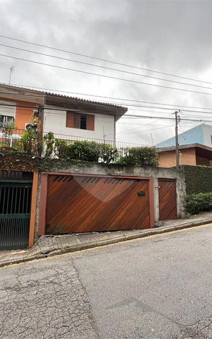 Casa à venda com 200m², 3 quartos e 2 vagas