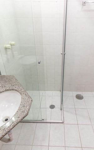 Apartamento à venda com 79m², 3 quartos e 1 vaga Apartamento à venda com 79m², 3 quartos e 1 vagaBanheiro da Suíte 1