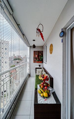 Apartamento à venda com 74m², 3 quartos e 2 vagasVaranda