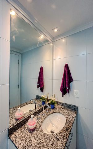 Apartamento à venda com 74m², 3 quartos e 2 vagasBanheiro
