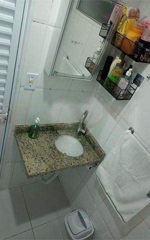 Casa à venda com 60m², 3 quartos e 2 vagas