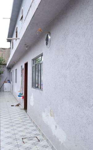 Casa à venda com 125m², 2 quartos e 2 vagasCorredor