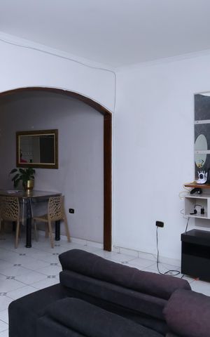 Casa à venda com 125m², 2 quartos e 2 vagasSala