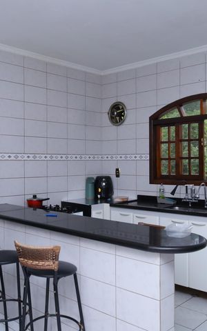 Casa à venda com 125m², 2 quartos e 2 vagasCozinha