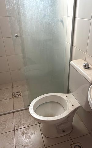 Studio para alugar com 40m², 1 quarto e sem vaga Studio para alugar com 40m², 1 quarto e sem vagaBanheiro social