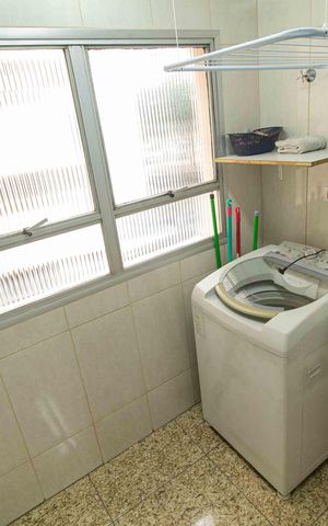 Apartamento à venda com 79m², 1 quarto e 1 vaga Apartamento à venda com 79m², 1 quarto e 1 vagaÁrea de Serviço