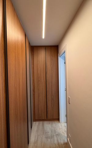 Apartamento para alugar com 266m², 3 quartos e 4 vagas Apartamento para alugar com 266m², 3 quartos e 4 vagasSuíte 1 (Master) - Closet